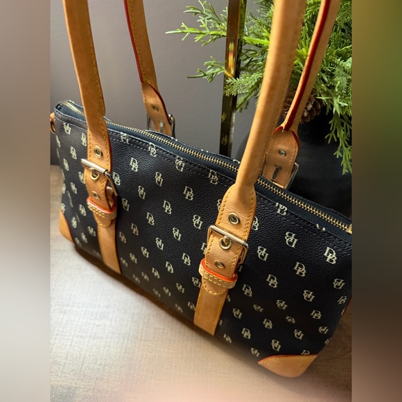 Dooney & Bourke Signature Satchel/Crossbody with Pouch - Picture 3 of 15